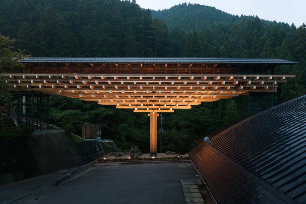 yusuhara-wooden-bridge-museum-kengo-kuma-associates-takumi-ota-photography