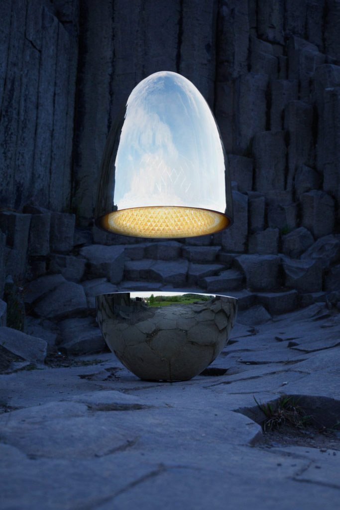 Svítidlo Birth of Light, design Linda Vránová, výroba Bejvl Design Studio