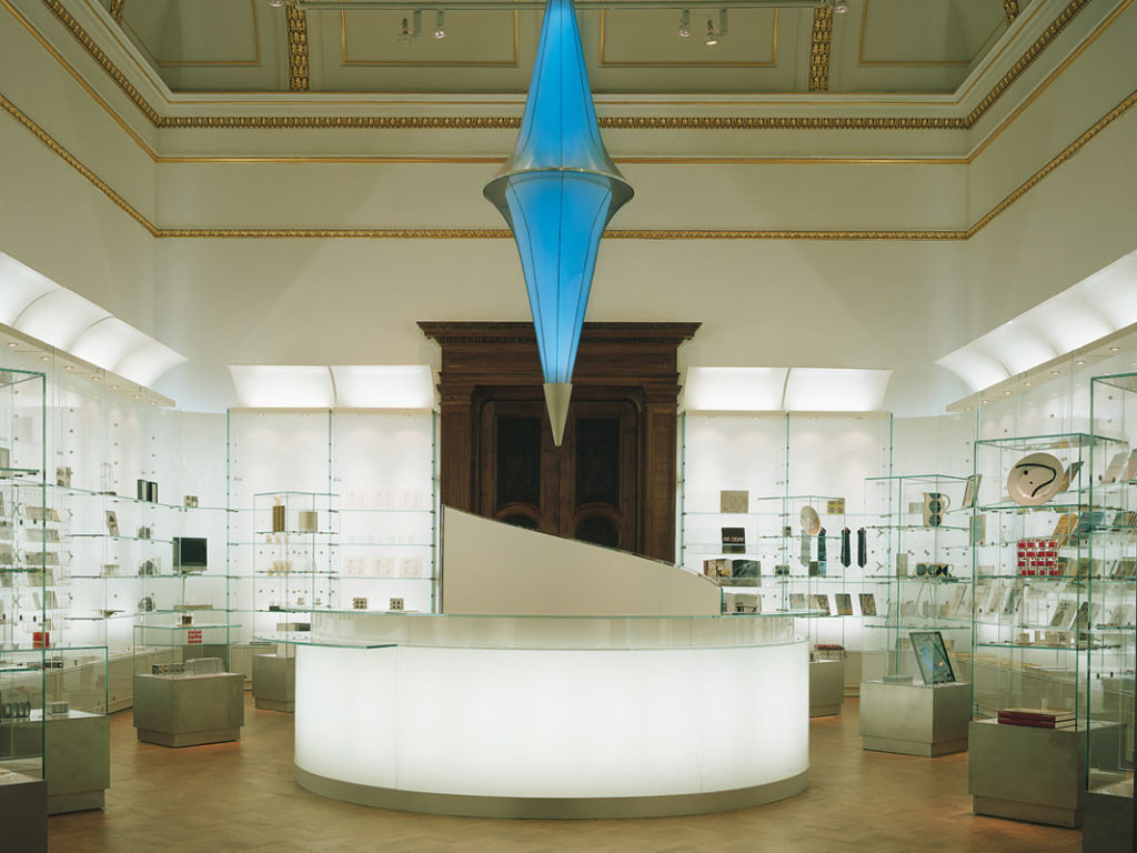Royal Academy of Arts Shop, London, zdroj: www.ejal.com