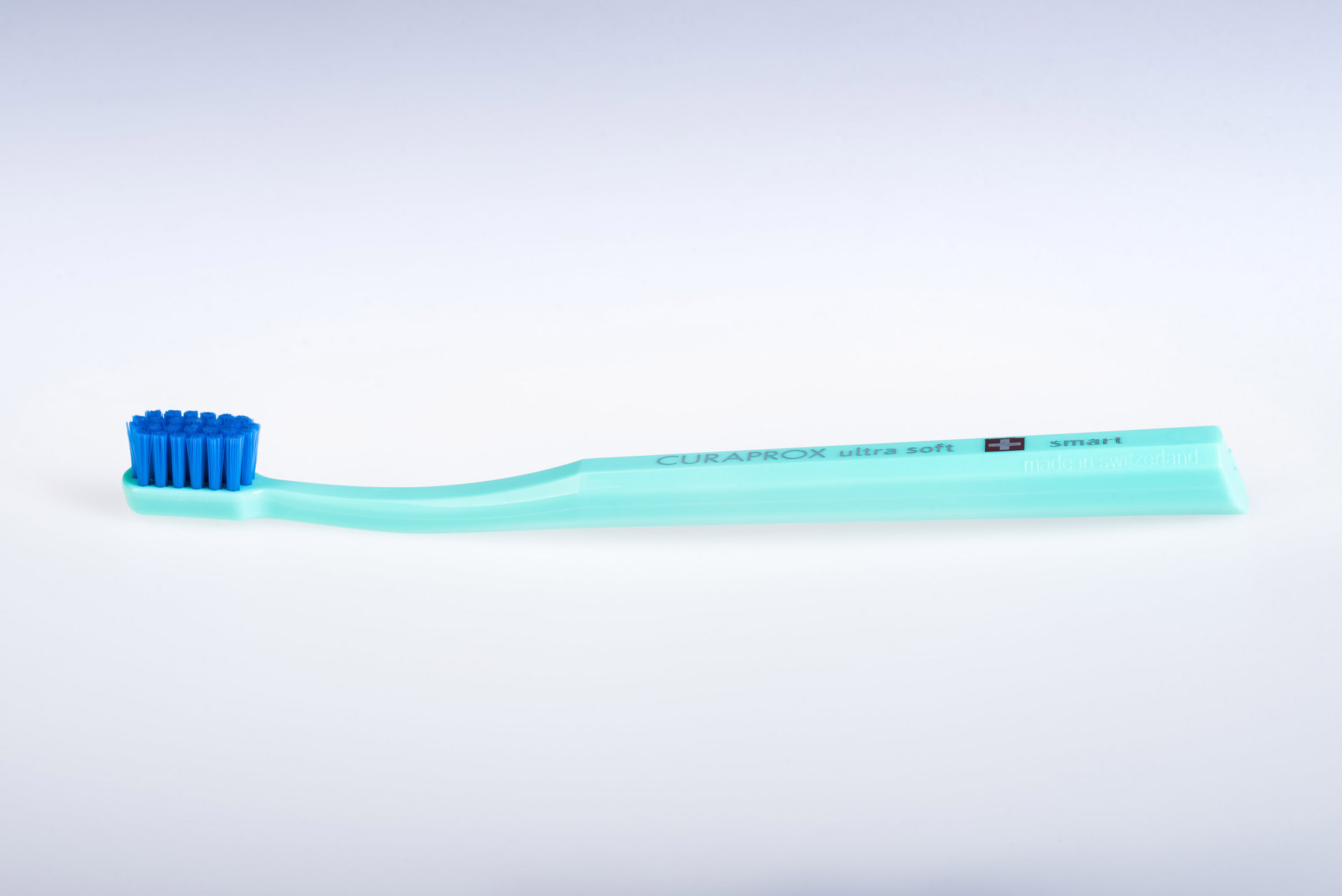 Kartacek Curaprox, Zubni klinika Ascendent, Foto Jiri Hlousek