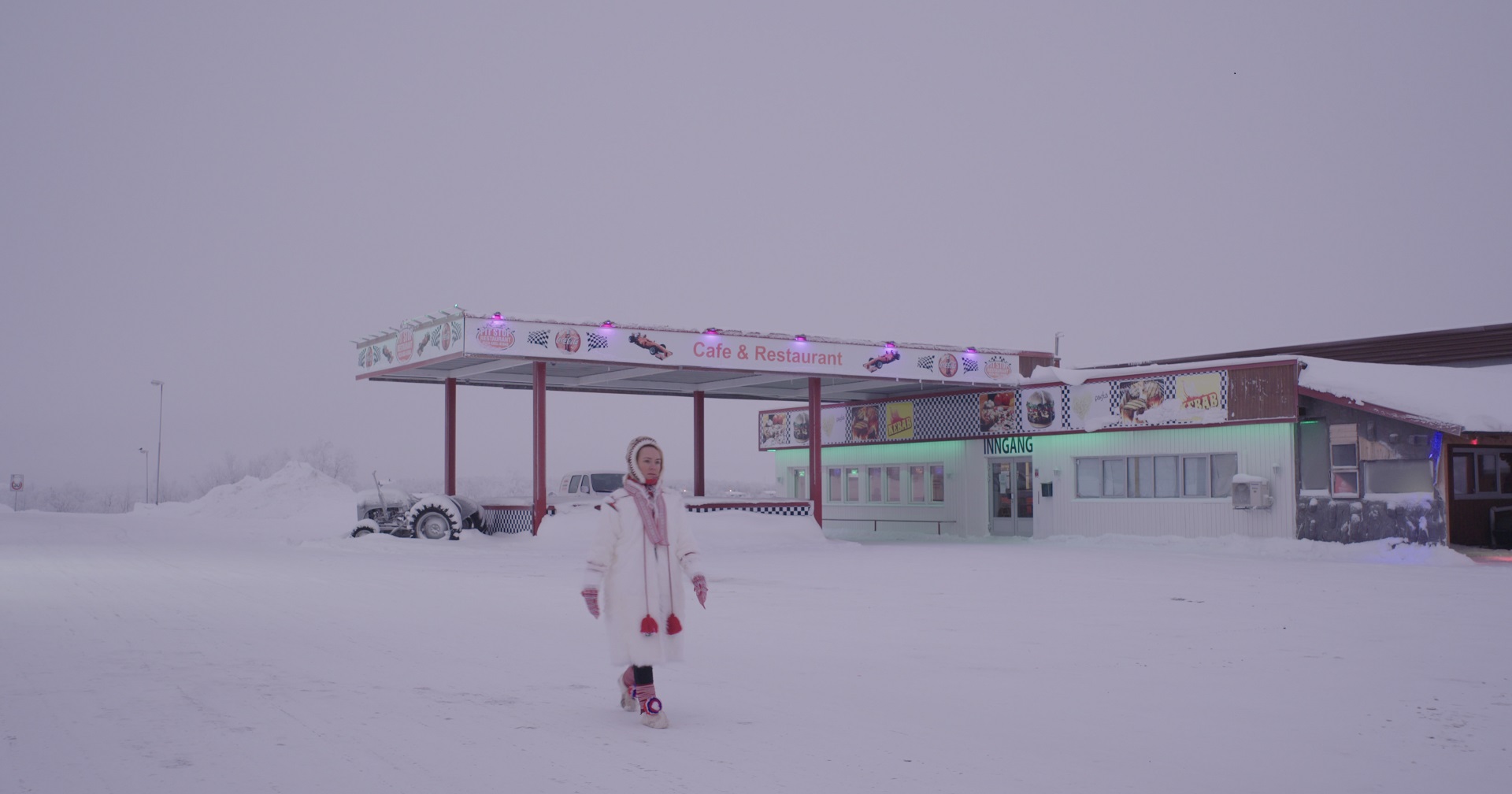 Film The Human Shelter