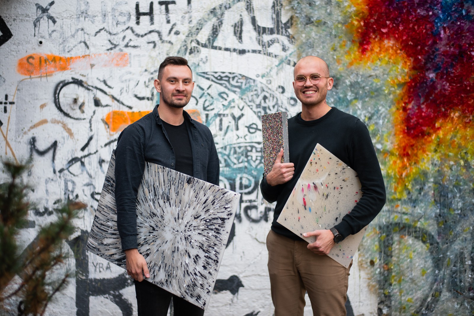 Textury, jaké svět neviděl. Brněnští Plastic Guys vyrábějí desky z recyklovaného plastu z lokálních zdrojů