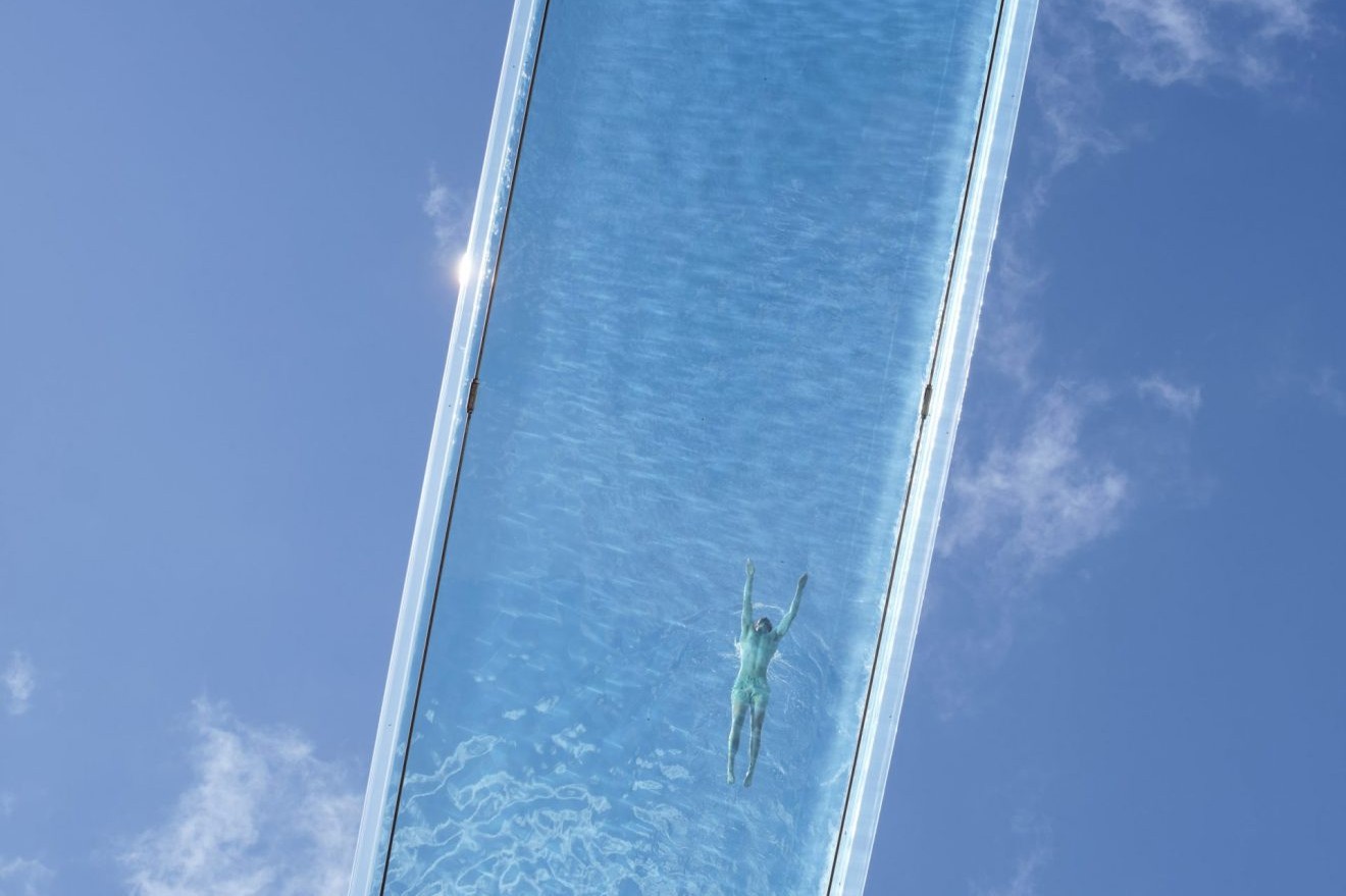 Největší Sky Pool od HAL Studia v londýnském Battersea je novodobým divem světa