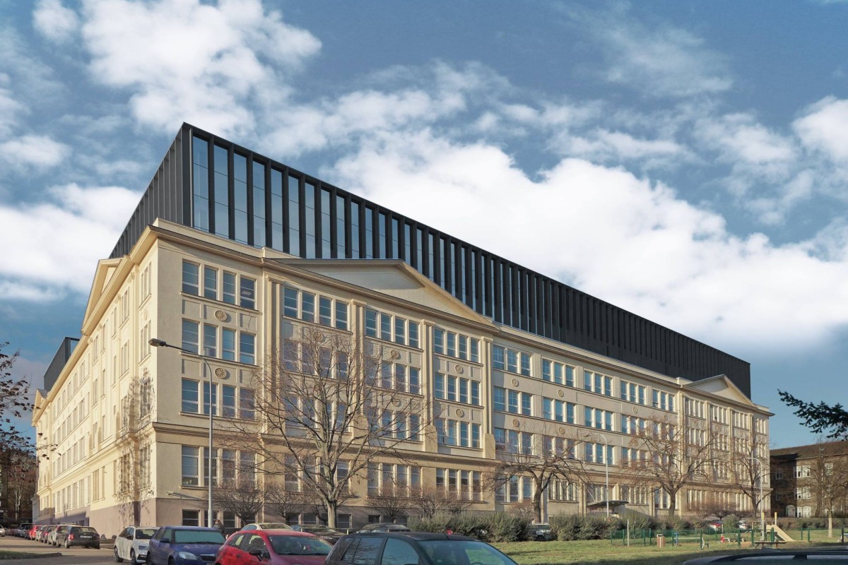 České centrum kyberbezpečnosti se rozšíří do industriálu z roku 1915 korunovaného ocelovou superkonstrukcí od knesl kynčl architekti