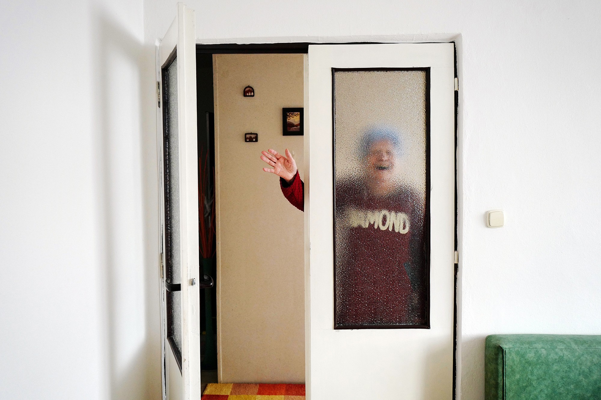 Blue Grandma s tisíci followerů. Fotograf Marek Pupák vynesl na světlo téma seniorů