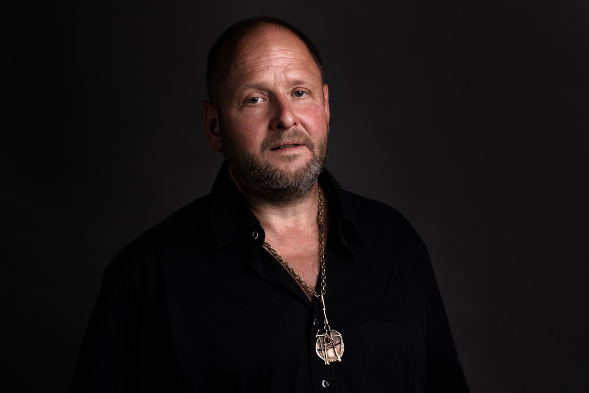 Podcast: Místo polystyrenu hlína, len i konopí. Marek Vlček o přírodních materiálech ve stavebnictví