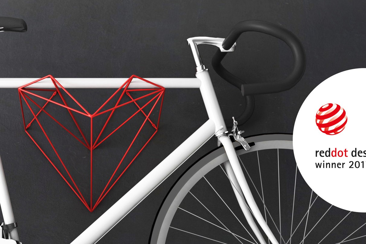 Red Dot pro HANG BIKE. To je puncovaná Bicyklove