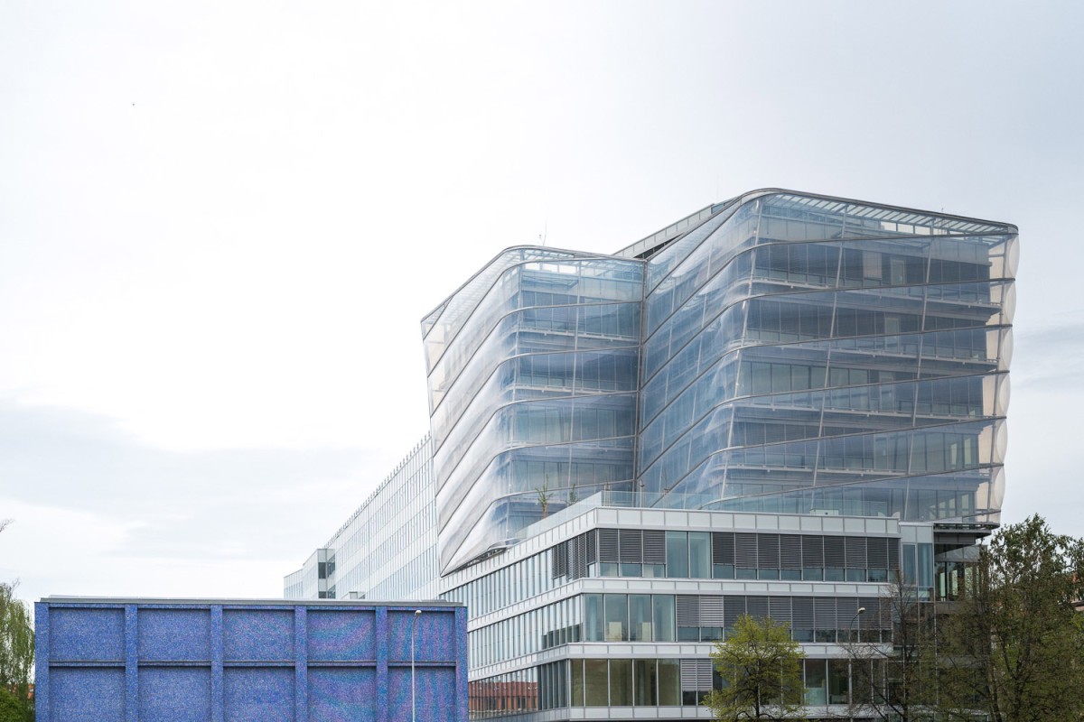 Petr Franta zabalil CIIRC do membránové fólie