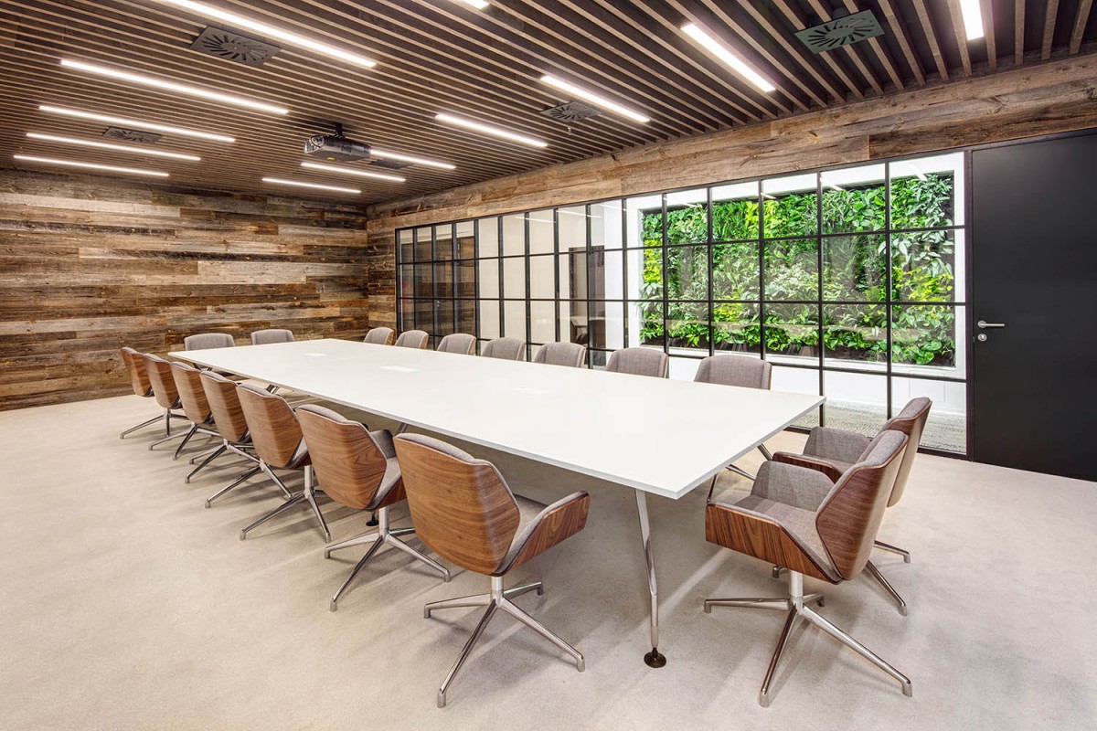 OBRAZEM Kaplan pokřtil kanceláře CA Technologies