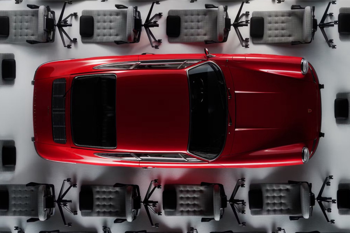 Porsche v obýváku? Vitra oblékla křeslo do legendární látky Porsche 911