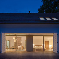 Jan_Zaloudek_Dum_Kamenna_Lhota_BoysPlayNice_17-scaled