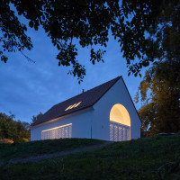 Jan_Zaloudek_Dum_Kamenna_Lhota_BoysPlayNice_13-scaled