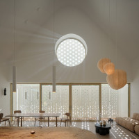 Jan_Zaloudek_Dum_Kamenna_Lhota_BoysPlayNice_19-scaled