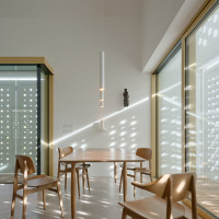 Jan_Zaloudek_Dum_Kamenna_Lhota_BoysPlayNice_23-scaled