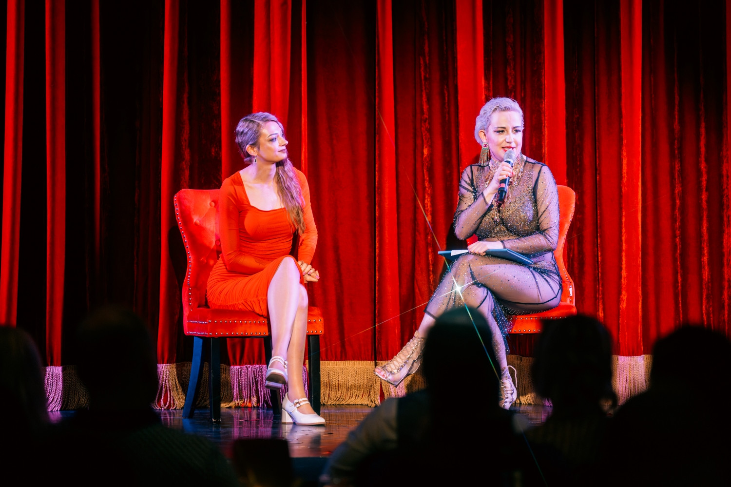 Nahé ženské tělo nemusí být sexuální objekt pro potěšení muže, říká Zorya Blue