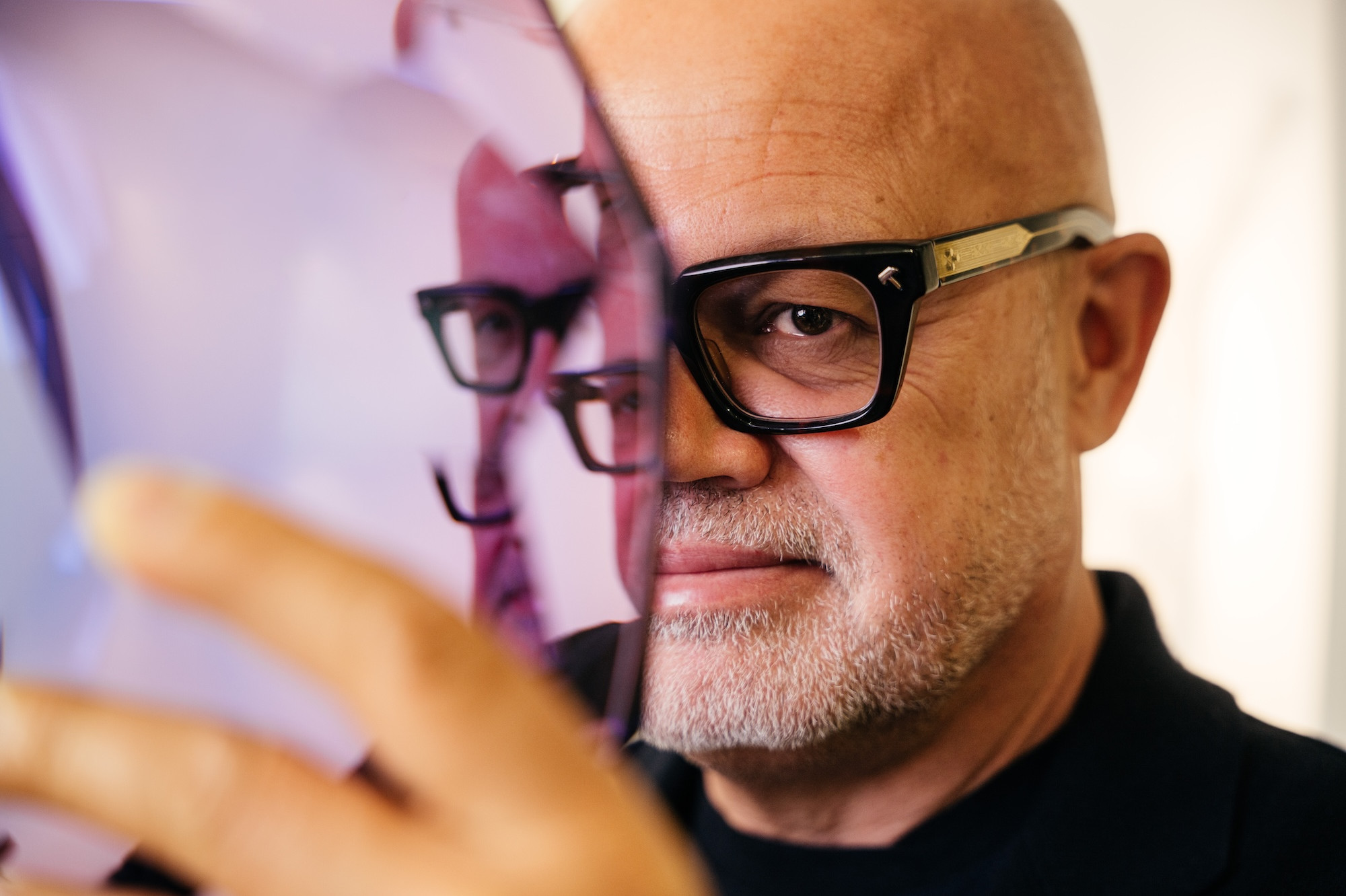 Pocta kubismu i designérovi. Moser představil nové variace kolekce Ronyho Plesla