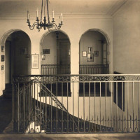 10_ťstżedn° schodiÁtō v druhām patże. Nedatov†no, asi 20. lāta 20. stolet°. Zdroj Soukromž archiv potomkÖ rodiny